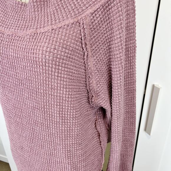 Pink Lily Oversized Long Thermal Knit Off Shoulder Top Size Medium - Picture 6 of 10